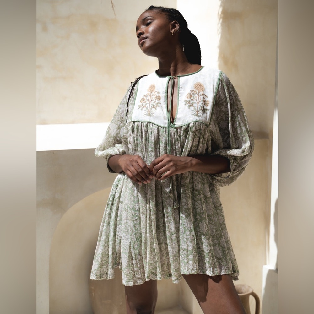 Diya Mini Dress ~ Pistachio - Picture 5 of 11
